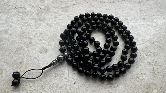 Чётки из оникса «Рассекающие мглу»