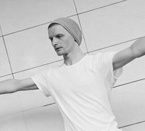 Артем Бизимов