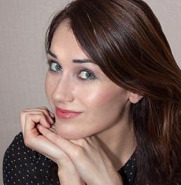 Анна Жаркова