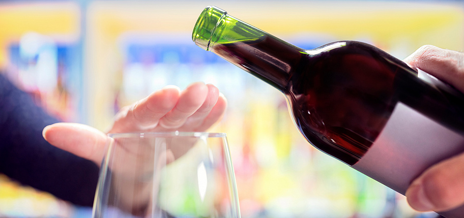 Минздрав планирует повысить возраст покупки алкоголя в январе 2020 года
