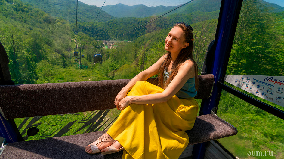 yulia duvalina, mountains, sochi, cable car