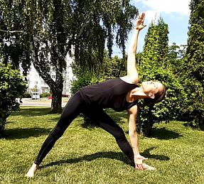 Анна Папана