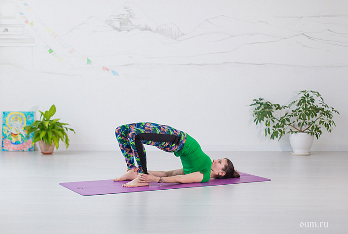 асана полумост