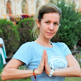 Юлия Суркова