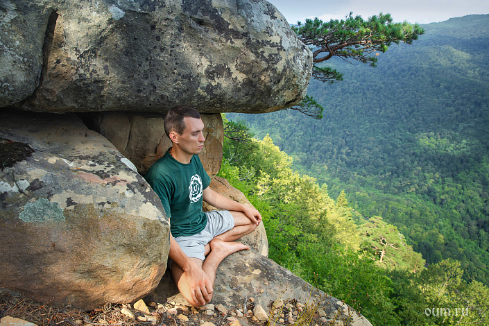 медитация, йог медитирует, медитация на природе