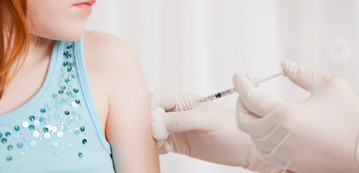 Нужно ли делать прививки детям? Разбираемся вместе