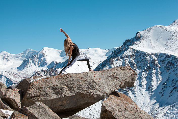 хатха йога зимой фото