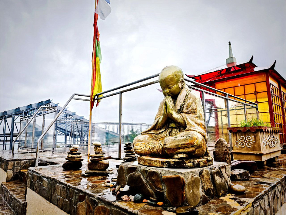 статуя будды