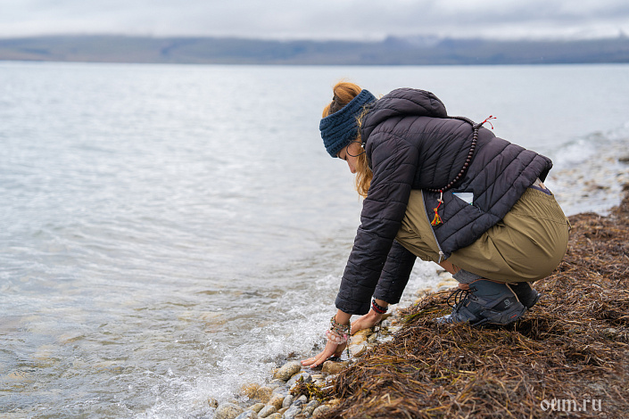 девушка на манасароваре