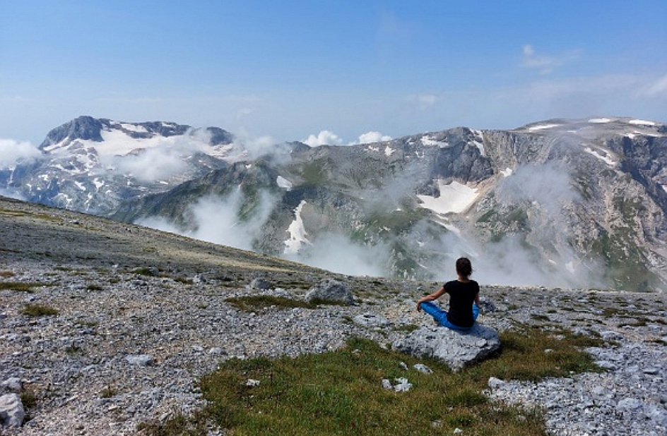 Вид на пик Фишт с пика Оштен