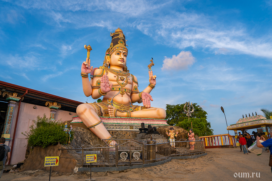 Храм Шивы (шакти-питха) Конешварам фото
