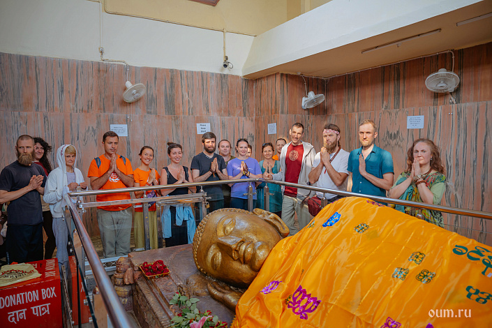 статуя Будды фото