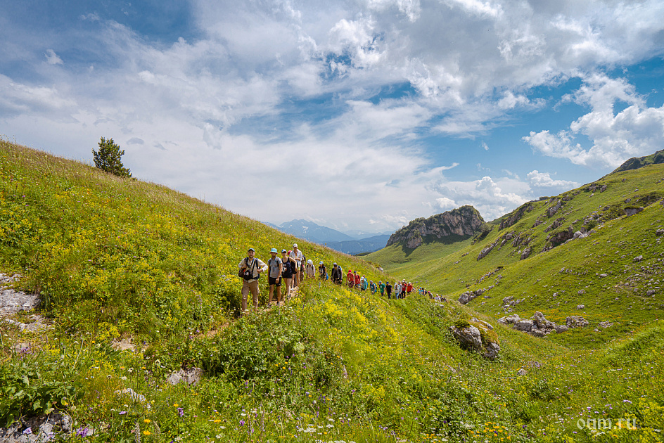 Александр Худорожков, проводник группы, на плато Лаго-Наки фото