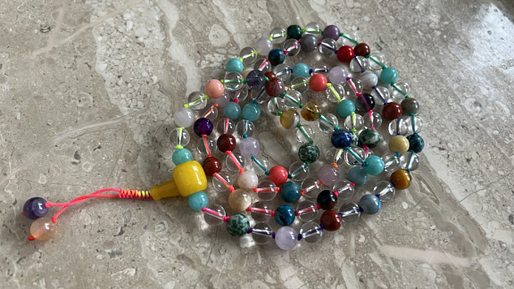 Чётки из микса камней природных натуральных «Лунные блики»