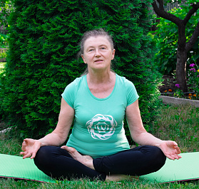 Лариса Стеценко