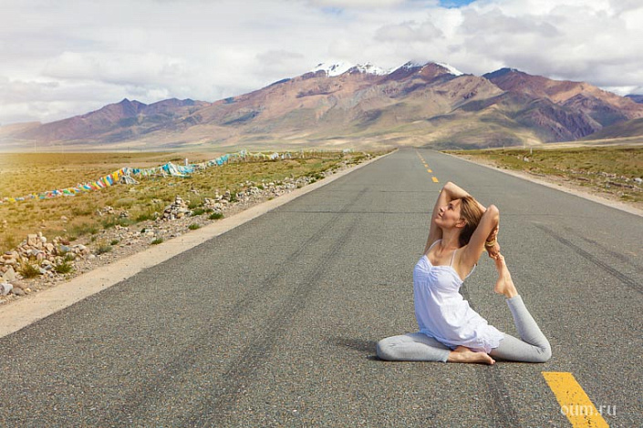 Анастасия Исаева в асане фото