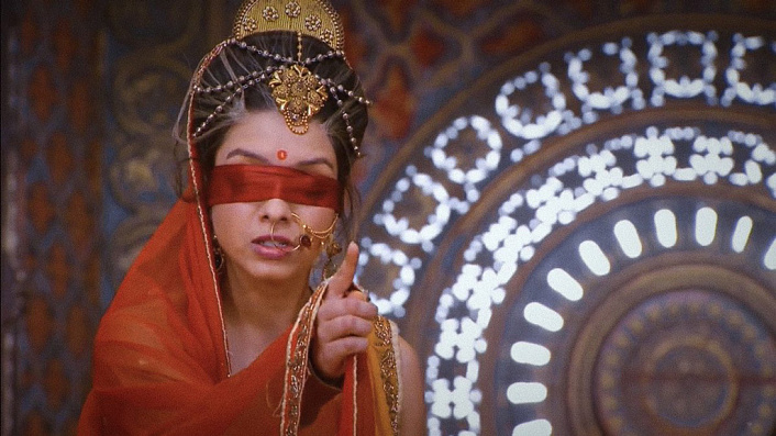 гандхари с повязкой