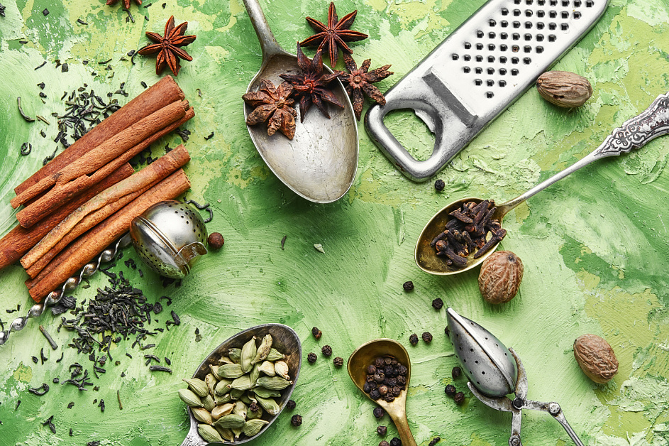 специи, корица, гвоздика, бадьян