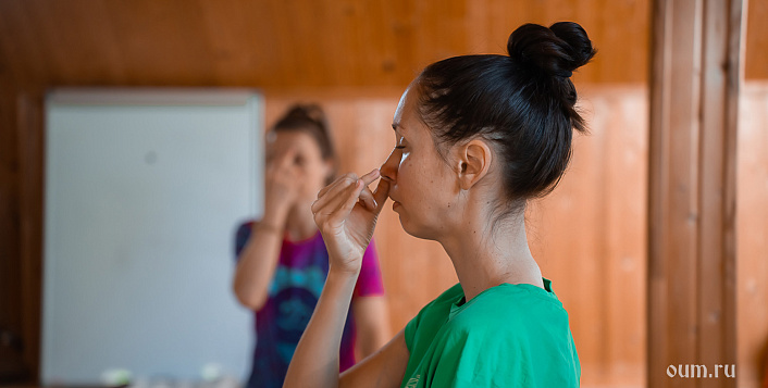 Анулома-вилома-пранаяма: дыхательная техника для баланса и здоровья