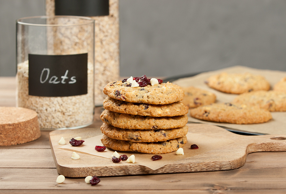 печень, овсяные печенья, хлопья овсяные