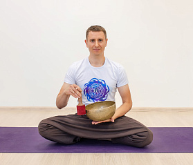 Олег Мелкумов