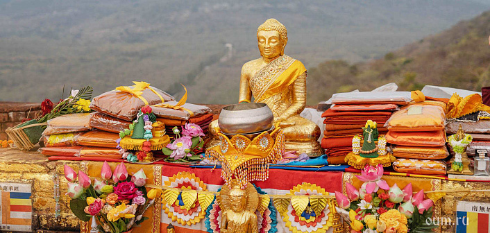 Сутра о Цветке Лотоса Чудесной Дхармы // Глава XVI [Продолжительность] жизни Татхагаты