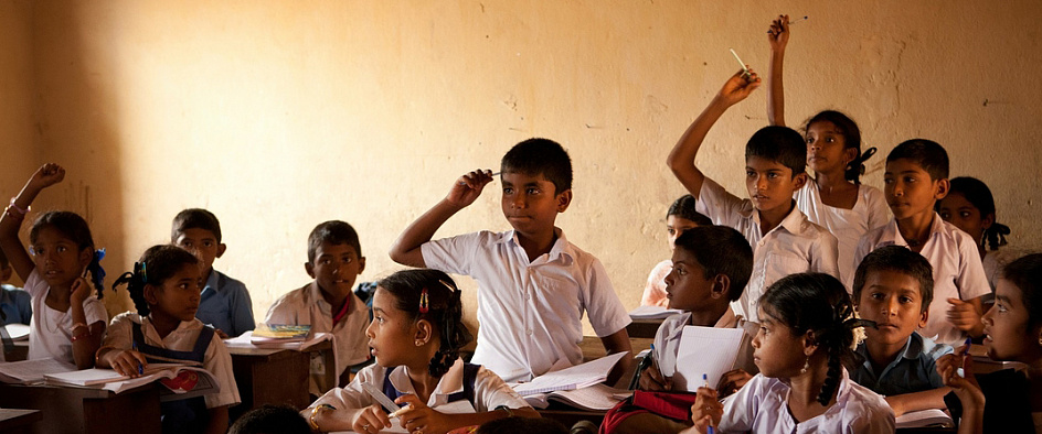 В Индии за учёбу в школе можно рассчитаться пластиковыми отходами