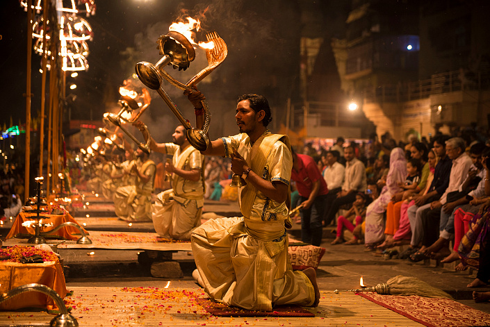 Пуджа, ягья, праздник в Индии, индийский праздник, огонь, пламя, ритуал